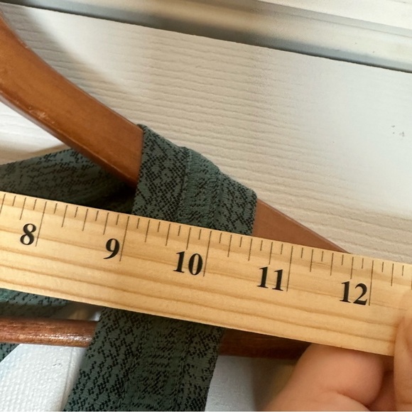 Athleta Seamless Racerback Workout Green Tank Womens Small Gym Lightweight - Picture 4 of 7